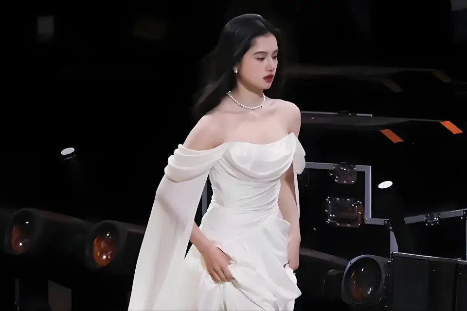 张学友达成千场巡回演唱会壮举,深情致谢歌迷