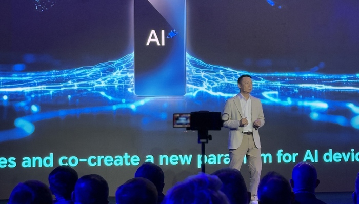 舞台上的王者归来:张艺兴郑州演唱会再现经典,粉丝尖叫连连