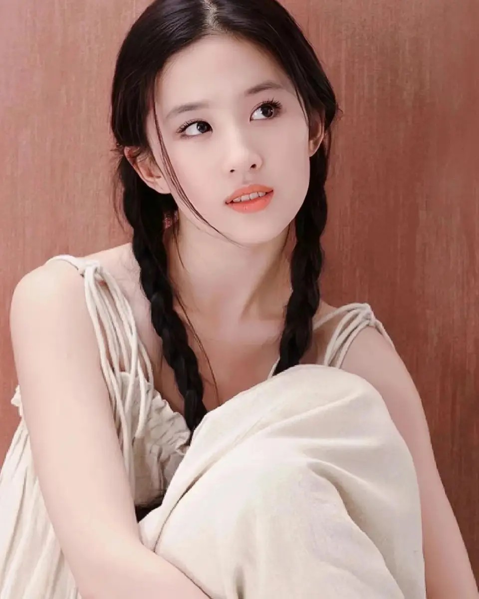 小妹为何黑脸,许健华生活细节曝光,背后辛酸超乎想象